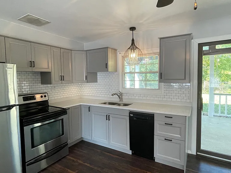1412 Tuscarora Dr — Photo 6