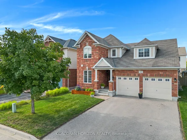 32 Chase Cres, Cambridge, ON N3C 0C5