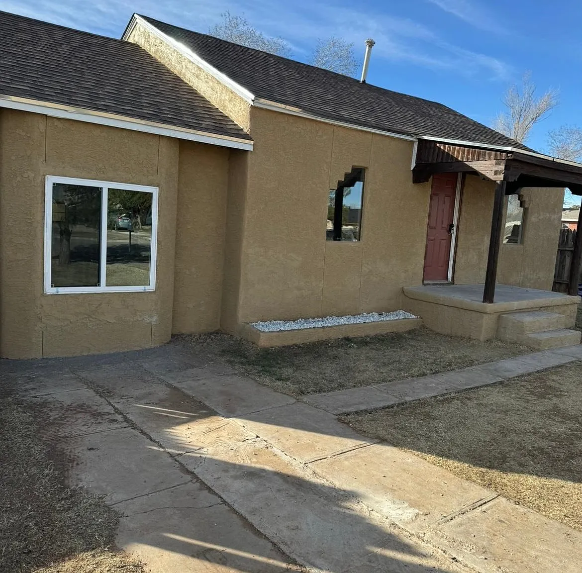 4 bed, 1405 sqft, $1,650 — Photo 2