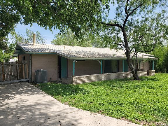 3rd image of 171 MELLIFF DR
