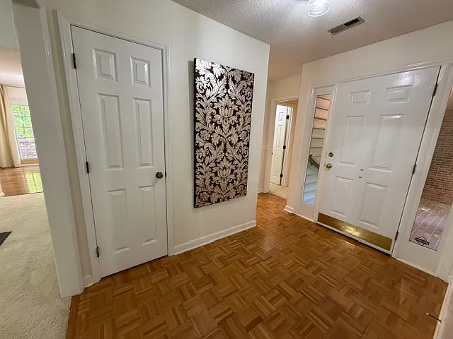 2326 Brandt Vlg — Photo 10