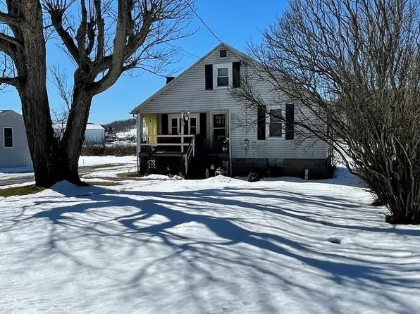 1549 Everett Rd, East Freedom, PA 16637