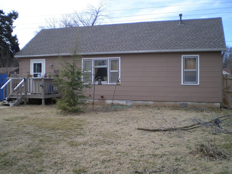 2nd image of 605 N 8th St