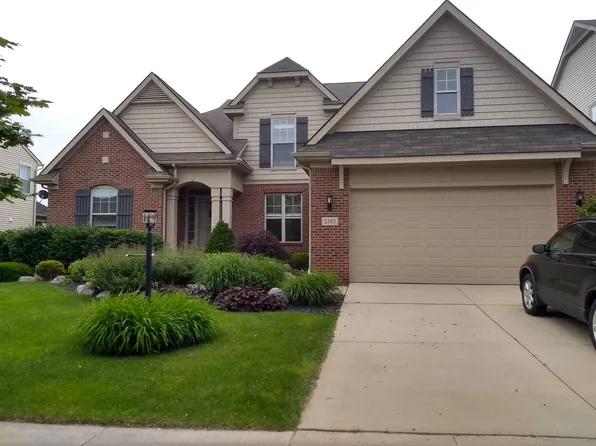 2385 Yasmin Dr, Commerce Township, MI 48382
