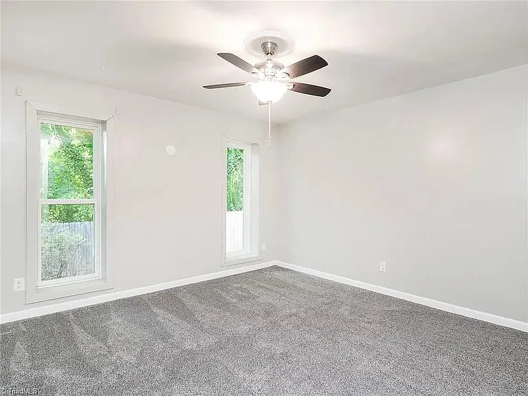 1313 Greenbriar St — Photo 20