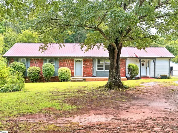 2740 Torrington Rd, Laurens, SC 29360