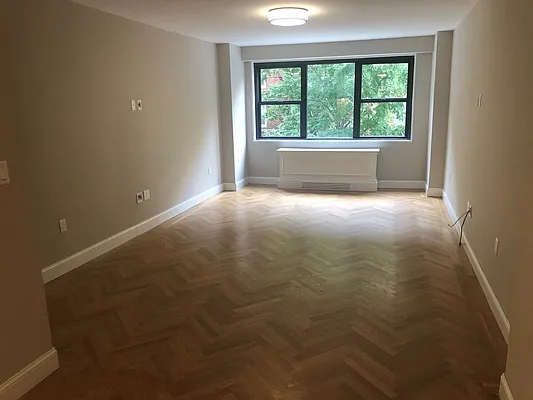 Rented by UES Management | media 17