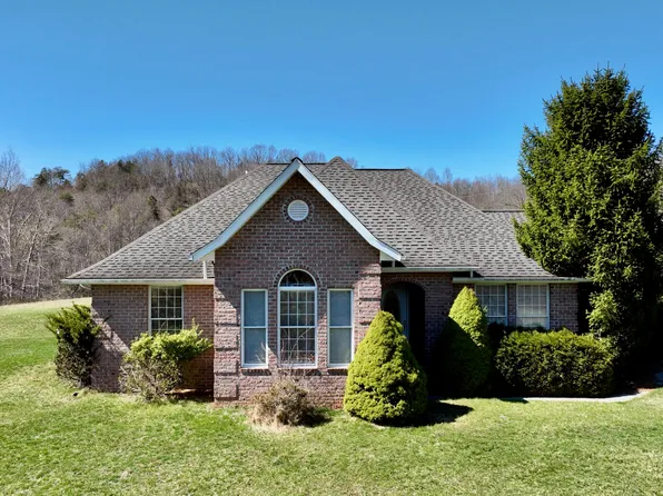 27 Cedar Hills Dr, Forest Hill, WV 24935