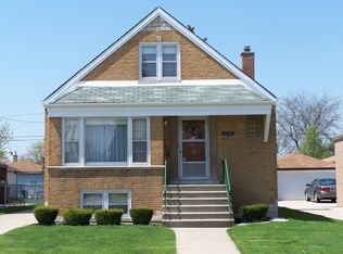 5738 S Nagle Ave, Chicago, IL 60638