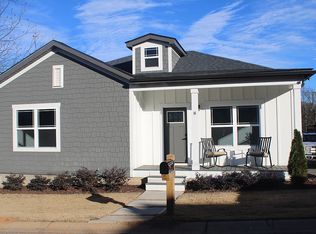 8 E St, Greenville, SC 29611