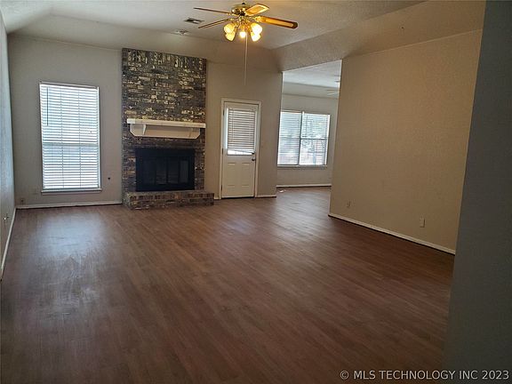2nd image of 13993 S 19th St