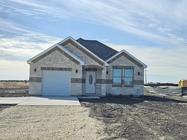 499 CR 515, Dhanis, TX 78850