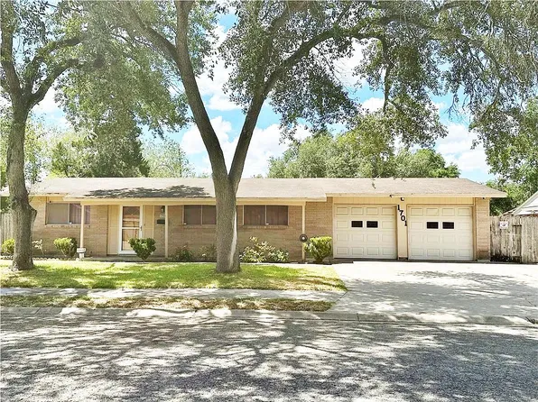 1701 Santa Maria St, Kingsville, TX 78363