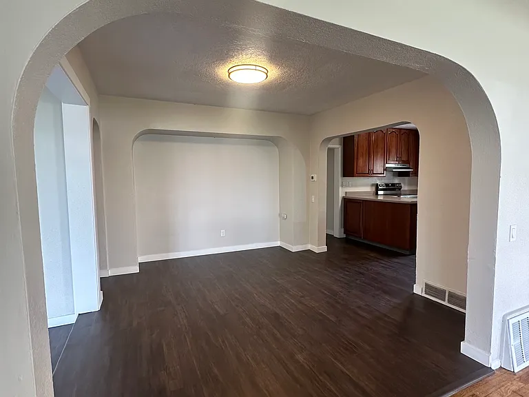 1740 Oxford St SE #9 — Photo 7