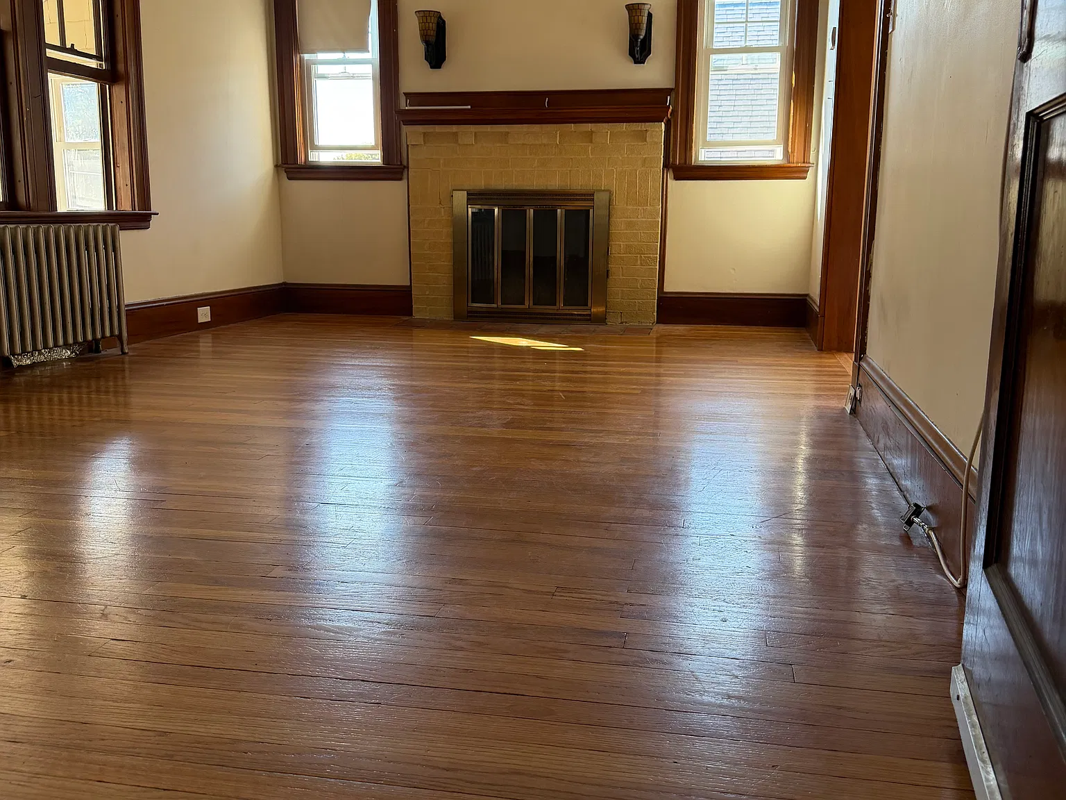 2 bed, 1100 sqft, $2,850 — Photo 2