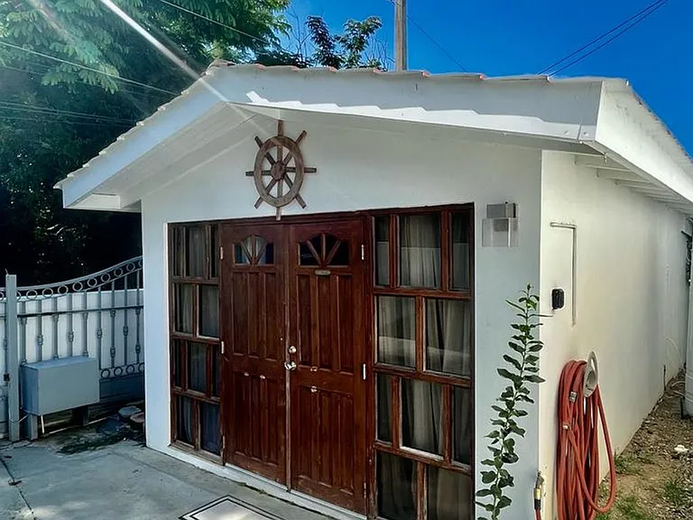 Bo Calvache Sector Valle Escondido The Captains St #The Captains Studio — Photo 3