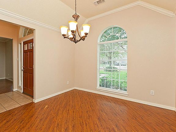 3rd image of 2108 Yacht Harbor Ln