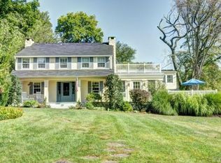 106 Grovers Ave, Bridgeport, CT 06605