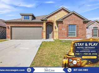 1405 Raleigh Path Rd, Denton, TX 76208