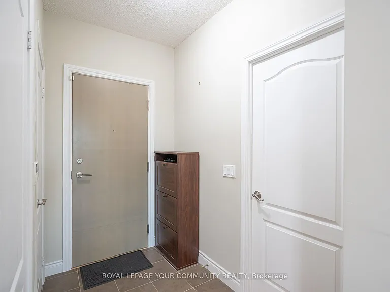 319 Merton St #805 — Photo 14