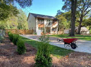 2069 Delphine Way, Decatur, GA 30032