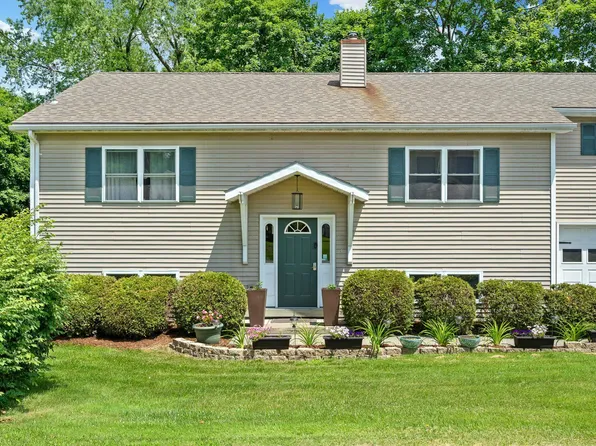 13 Queen Street, Barre City, VT 05641