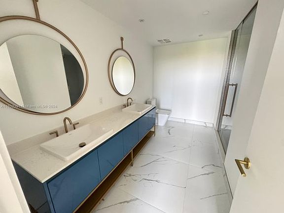 2nd image of 2678 Tigertail Ave #504-B
