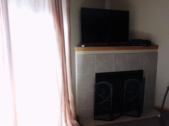 5th image of 2424 Cotton Ln