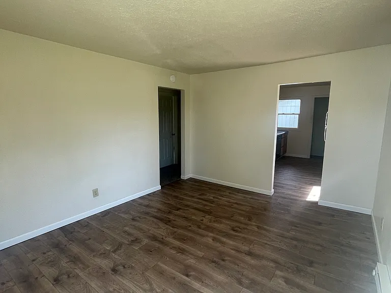 288 Beech St — Photo 3