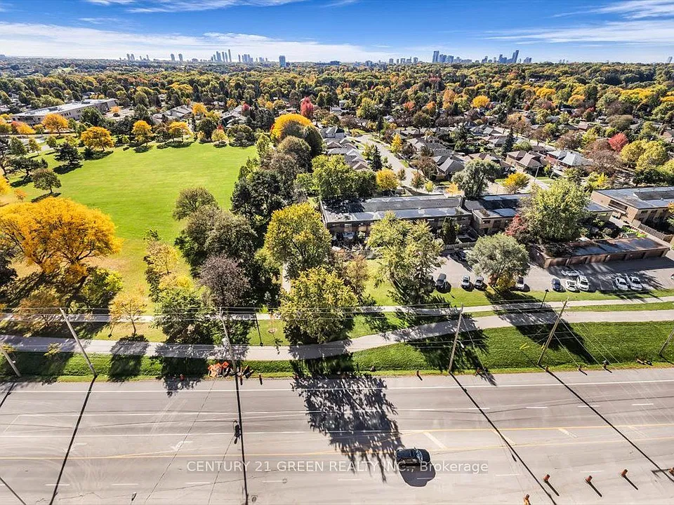 4010 Eglinton Ave W #1514