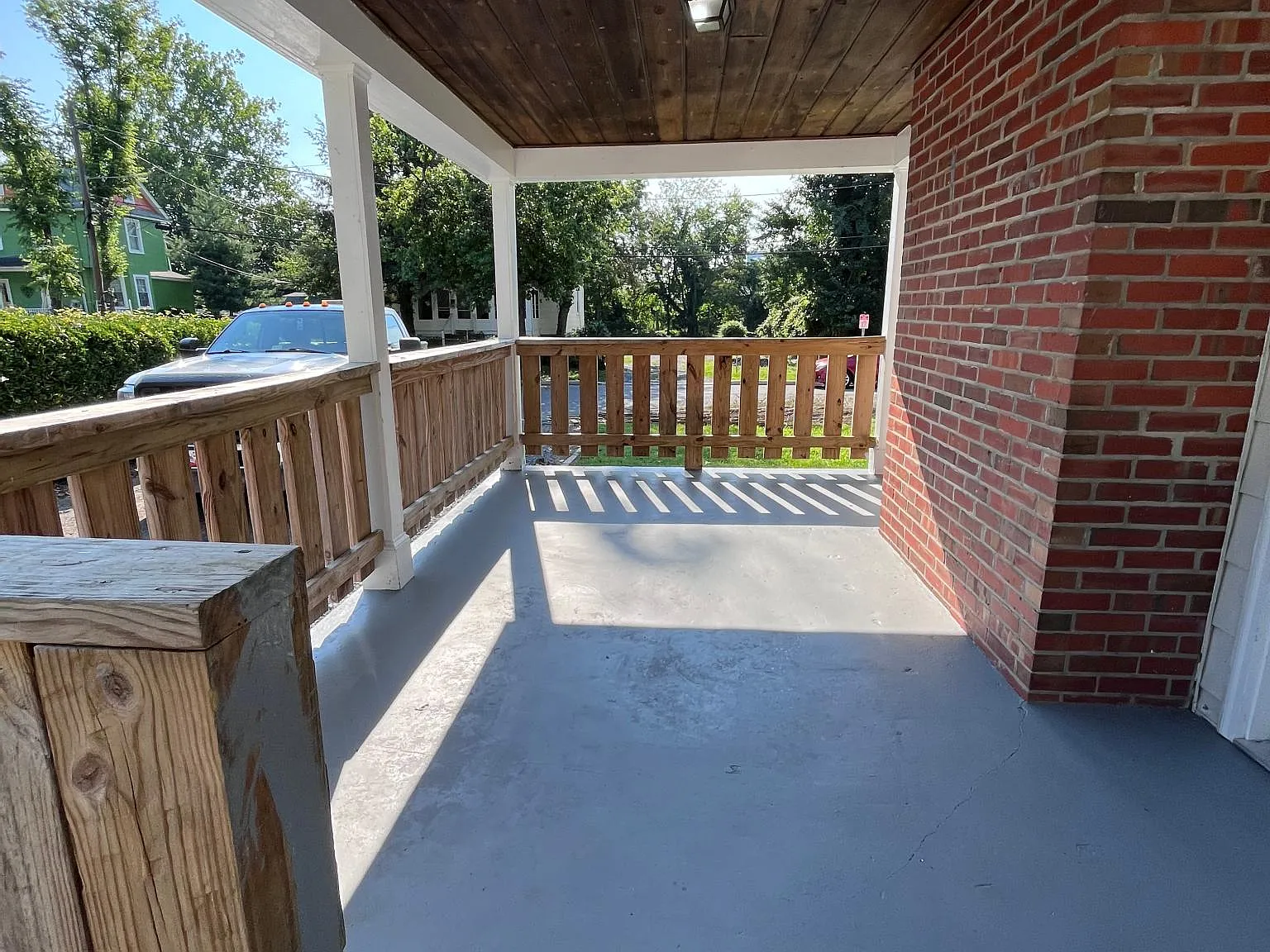 4 bed, 1326 sqft, $5,565 — Photo 4