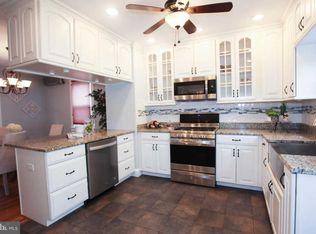 32 Ridge Rd, Columbia, MD 21045