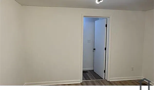3 bed, 1300 sqft, $2,800 — Photo 2