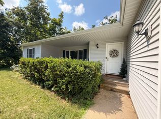 701 Crestwood Dr, Gaylord, MI 49735