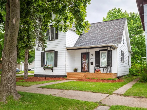 1832 Wood STREET, La Crosse, WI 54603