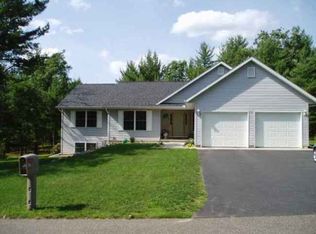 73 Kingsbird Ave, Wisconsin Dells, WI 53965