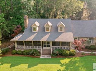 2173 Grove Point Rd, Savannah, GA 31419