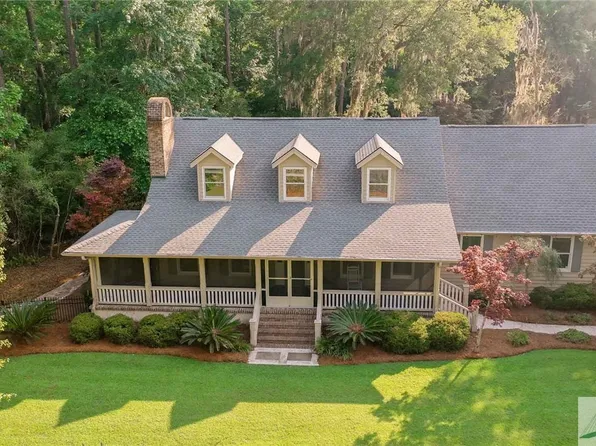 2173 Grove Point Road, Savannah, GA 31419