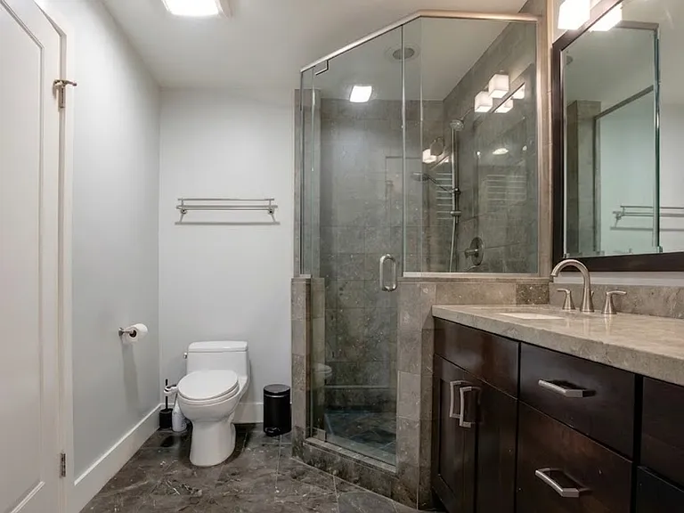 1430 S Beverly Glen Blvd #303 — Photo 12
