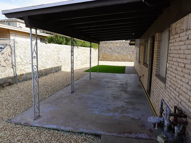 6625 Escondido Dr — Photo 17