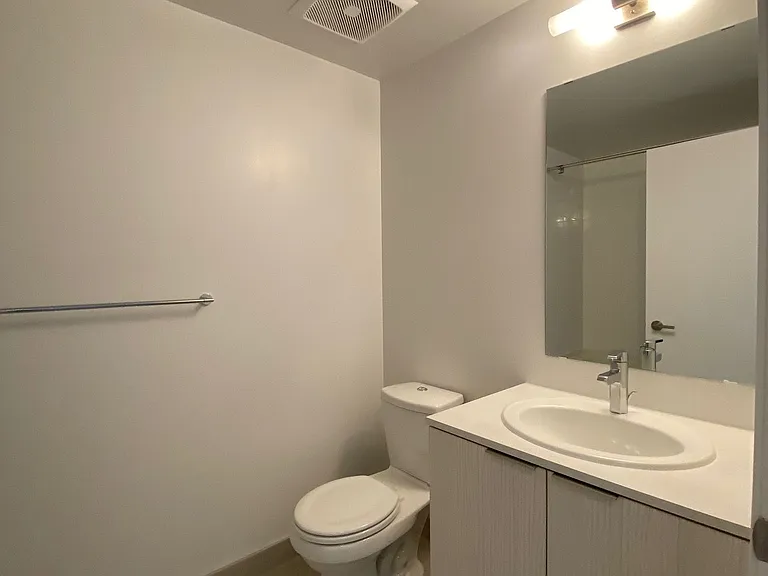 11 Wellesley St W #607 — Photo 9