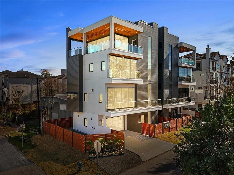 1st image of 516 Reinerman St