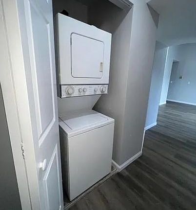 4th image of 753 Summer Ave #3