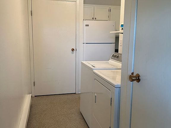 3rd image of 312 Sunrise Dr #8