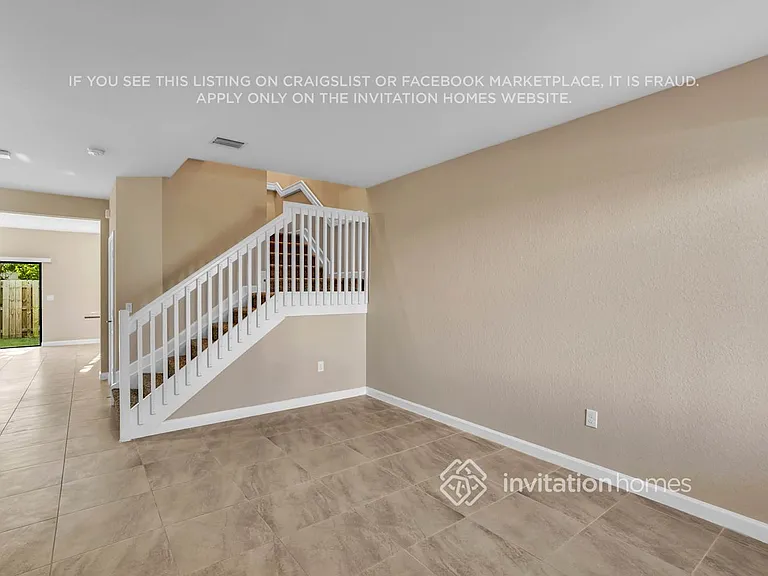 20772 NE 2nd Ct — Photo 5