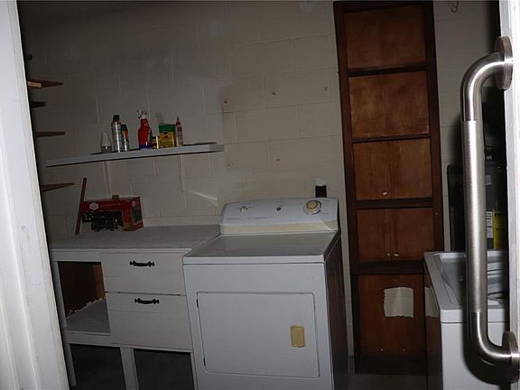 3rd image of 1855 NE 23rd St