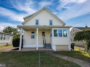 26 Grieb Ave, Levittown, PA 19057