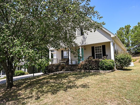 2nd image of 1222 Brookfield Ct NE