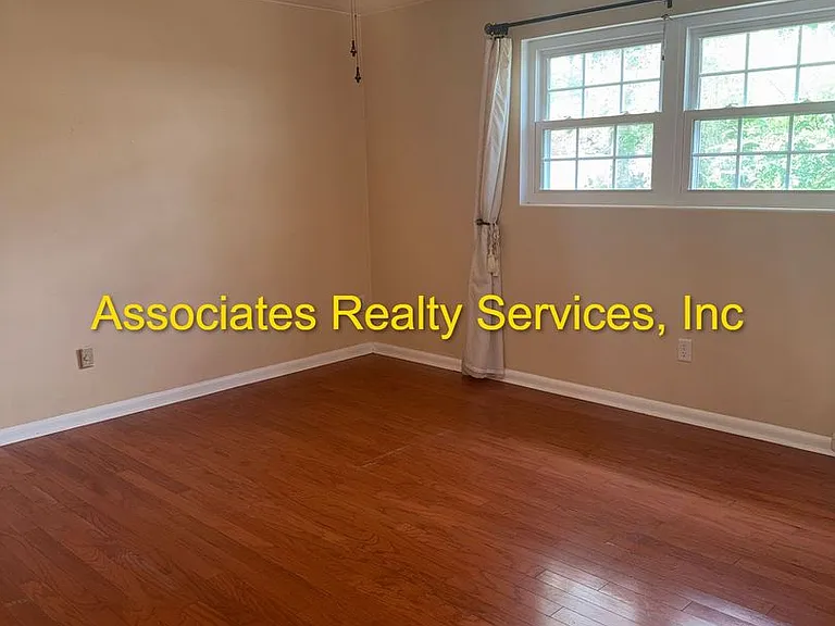 4521 NW 20th Pl — Photo 26