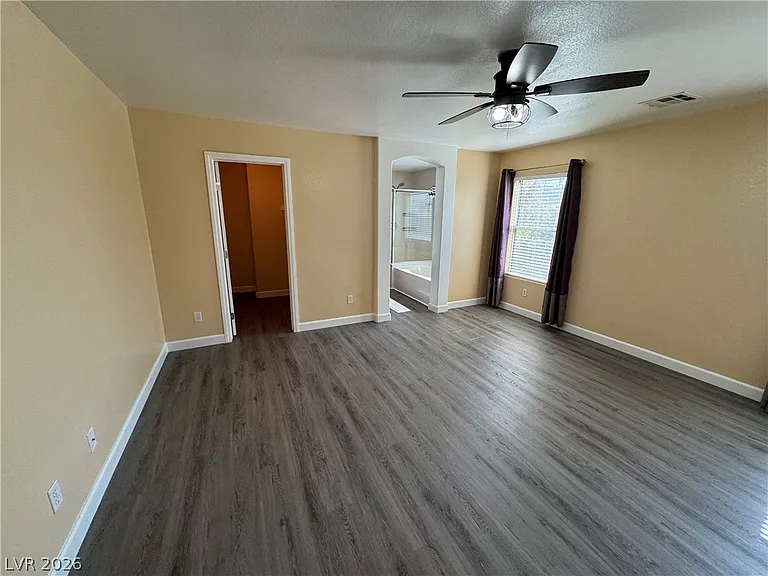 749 Beach Park St — Photo 23